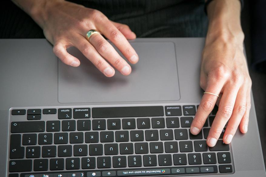 Travaillez ensemble à distance avec un logiciel GED
